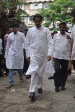 at the farewell to photogrpaher Gautam Rajadhyaksha in Mumbai on 13th Sept 2011 (41).JPG